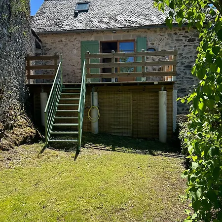 De * Najac